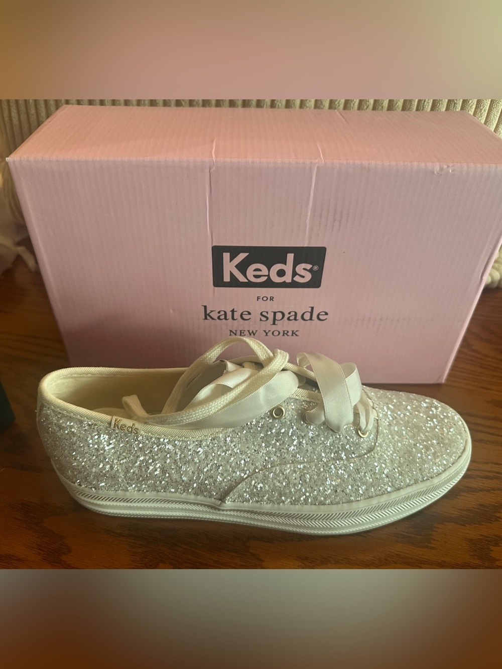 Keds x Kate Spade Triple Kick Glitter
Sneakers Cream Women's Size 8 - Picture 2 of 4